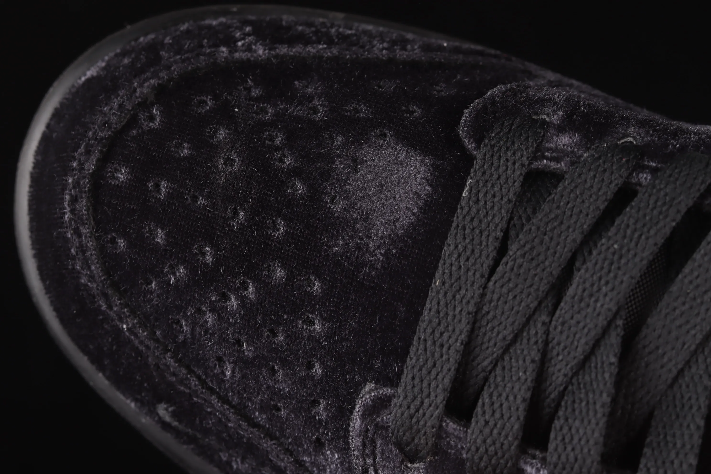All categories Nk SB Dunk Series Nk SB Dunk Low Low-top skate shoes Pure original version Dover Street Market x Nk Dunk Low "Triple Black" Black Valentine's Day SB Dunk Series low-top skate shoes DH2686-002